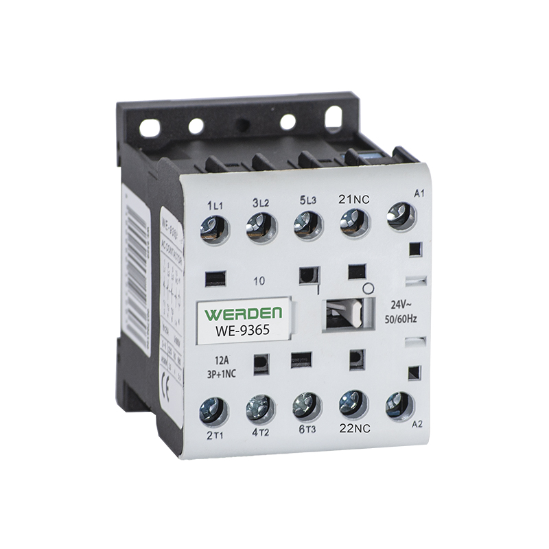 MINI CONTACTOR AC 3P 12 A 24 V CONT. AUX. 1 NC