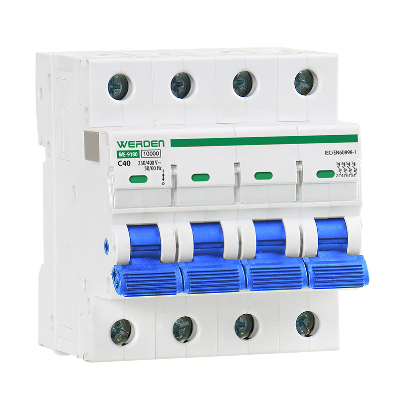 INTERRUPTOR MAGNETOTÉRMICO 4 P 40 A 10 KA